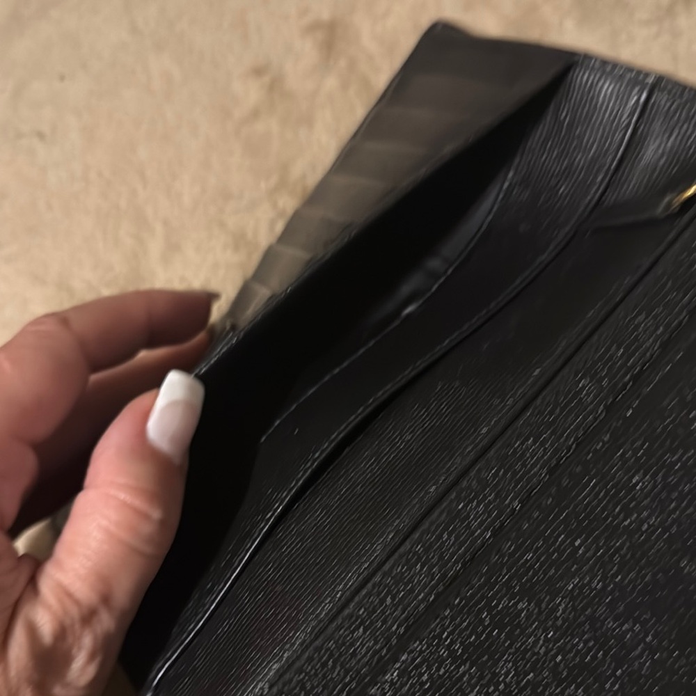 CHANEL Classic Black Leather Wallet - Picture 12 of 16